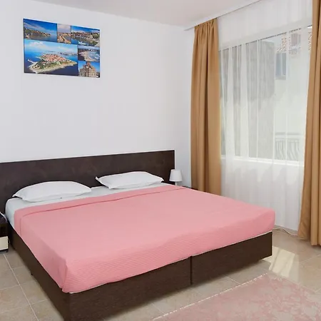 アパートホテル Complex Moskoyani