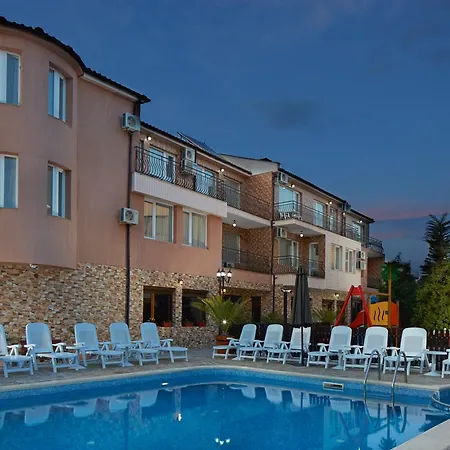 アパートホテル Complex Moskoyani ネセバル