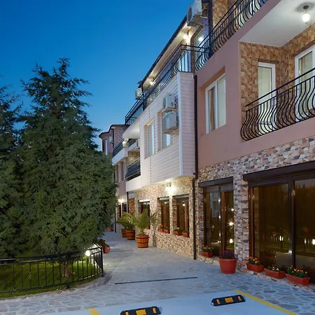 Complex Moskoyani 4*