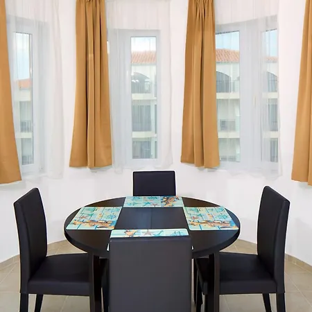 アパートホテル Complex Moskoyani