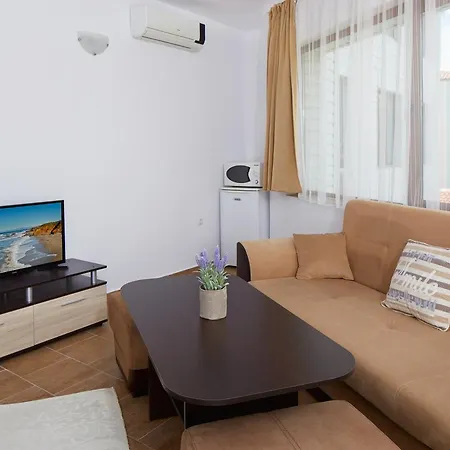 アパートホテル Complex Moskoyani