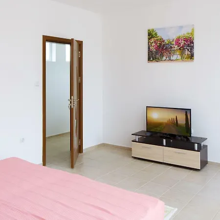 アパートホテル Complex Moskoyani 4*