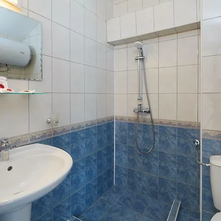 Complex Moskoyani アパートホテル 4*