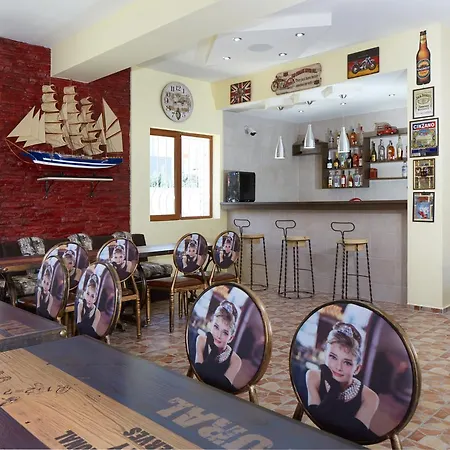 Lejlighedshotel Complex Moskoyani 4*
