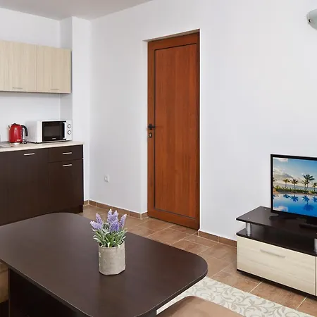 מלון דירות Complex Moskoyani