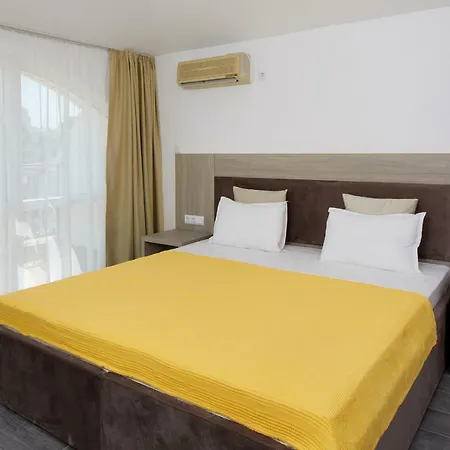 Complex Moskoyani 아파트호텔 네세부르